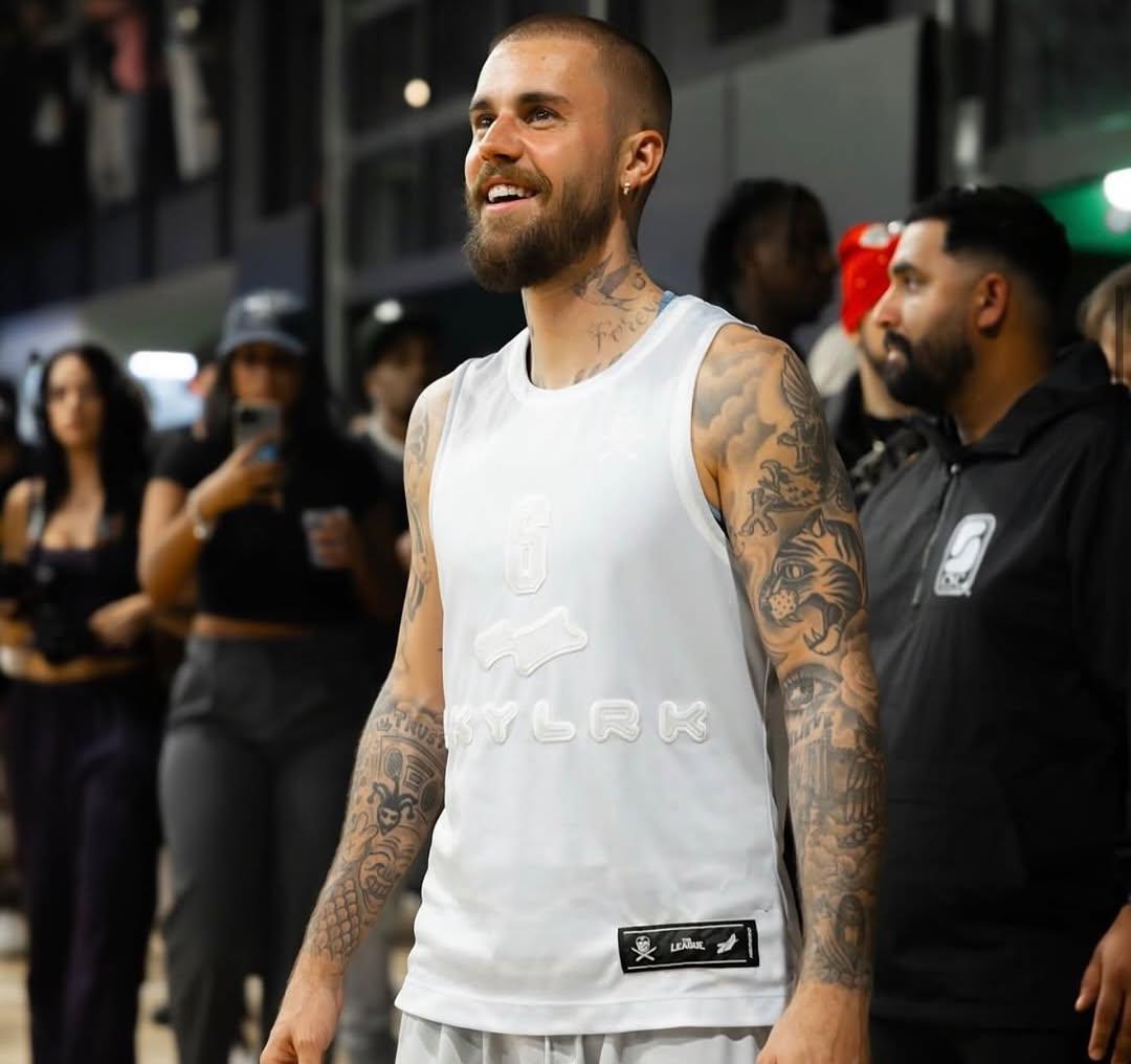 Justin Bieber debuta en Twitch y promete transmisiones diarias