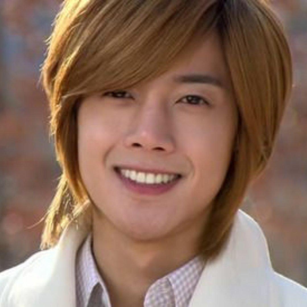 Kim Hyun Joong habla de la controversia que frenó su carrera