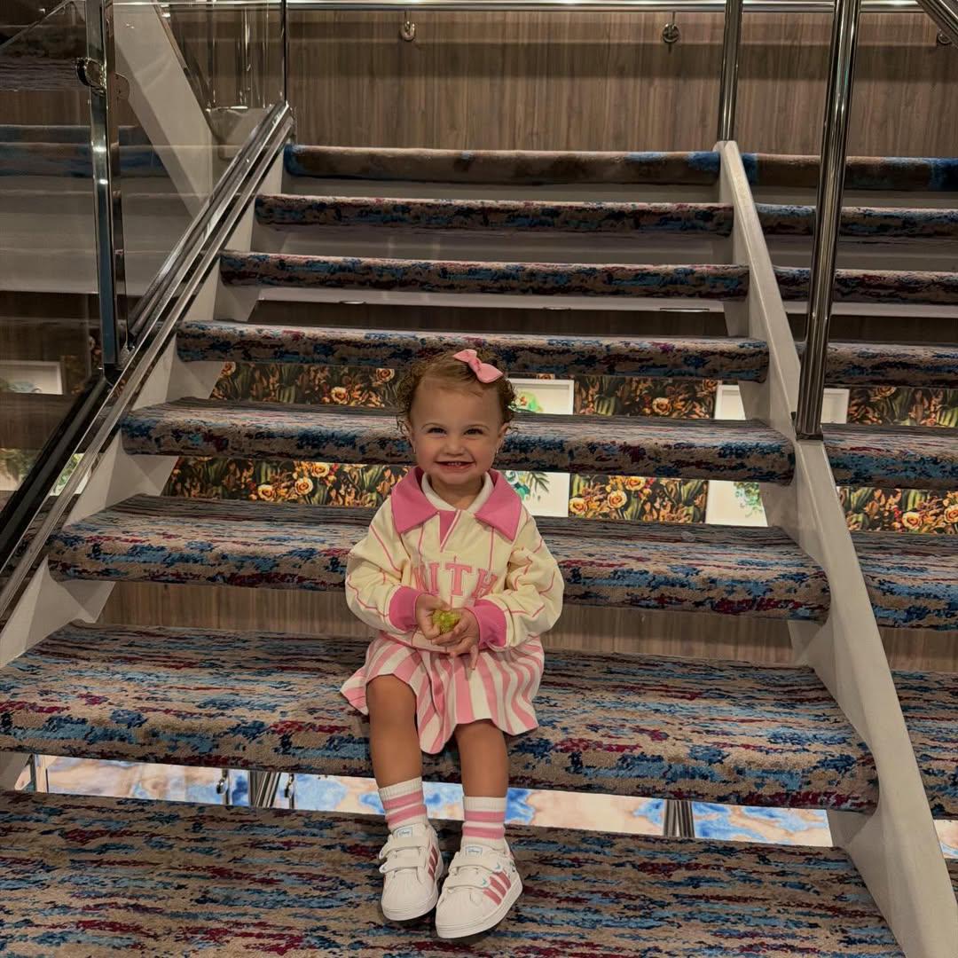 ¿Quién es Aiunii? la bebé que se hizo viral por bailar con su papá reguetonero