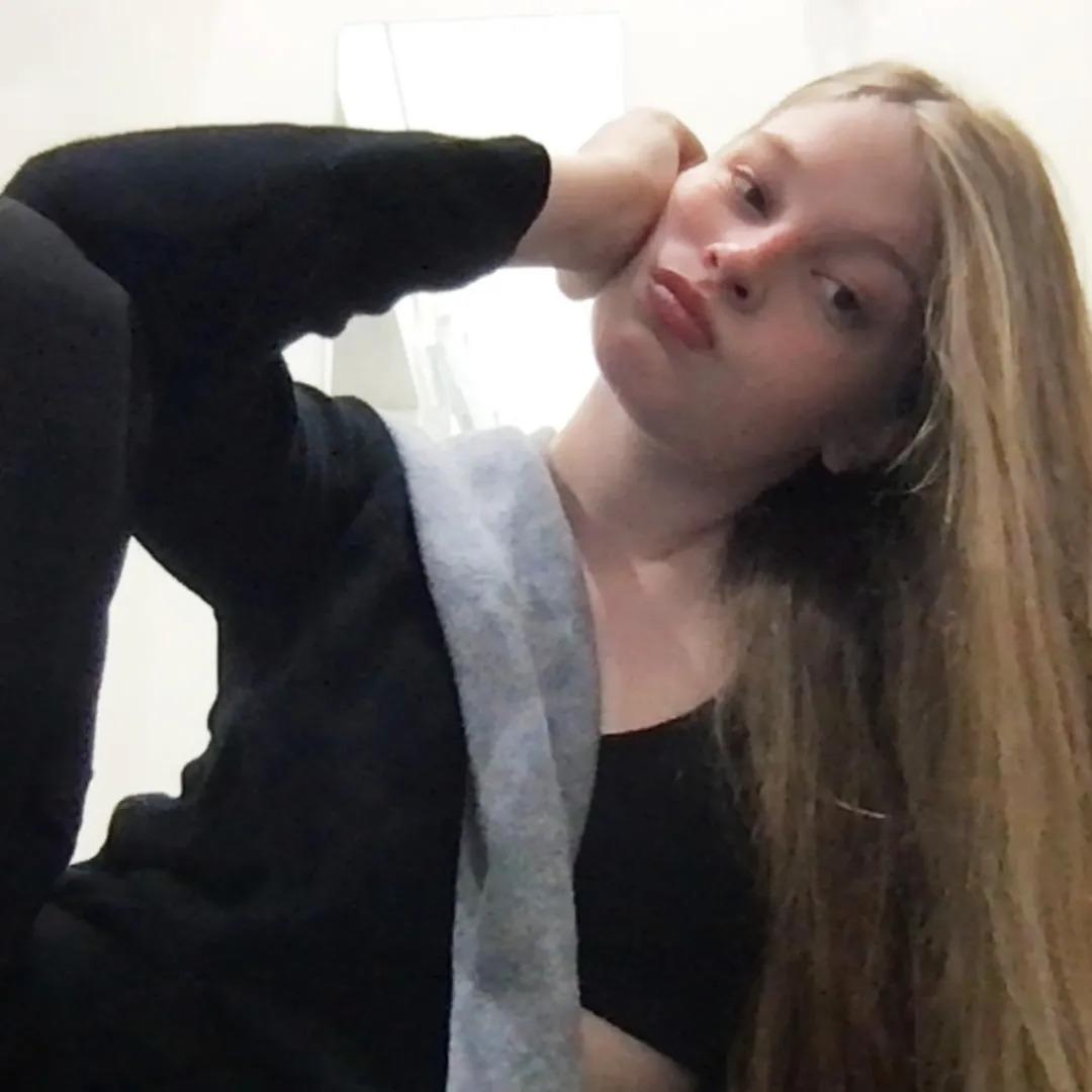 La hija trans de Elon Musk debuta como modelo