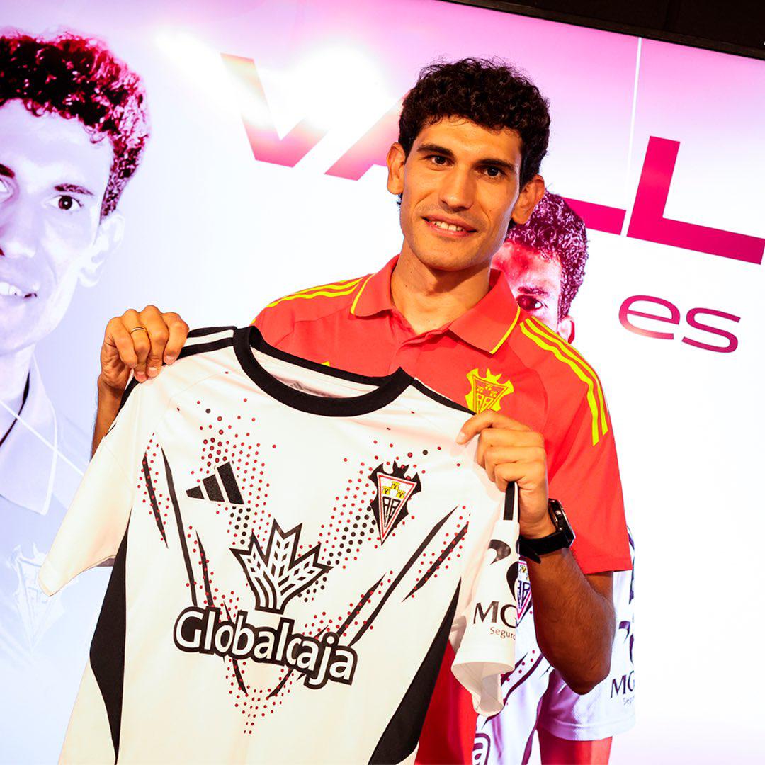 Nuevo giro Real Madrid-Olise, deja al Barcelona y trueque por Julián Álvarez