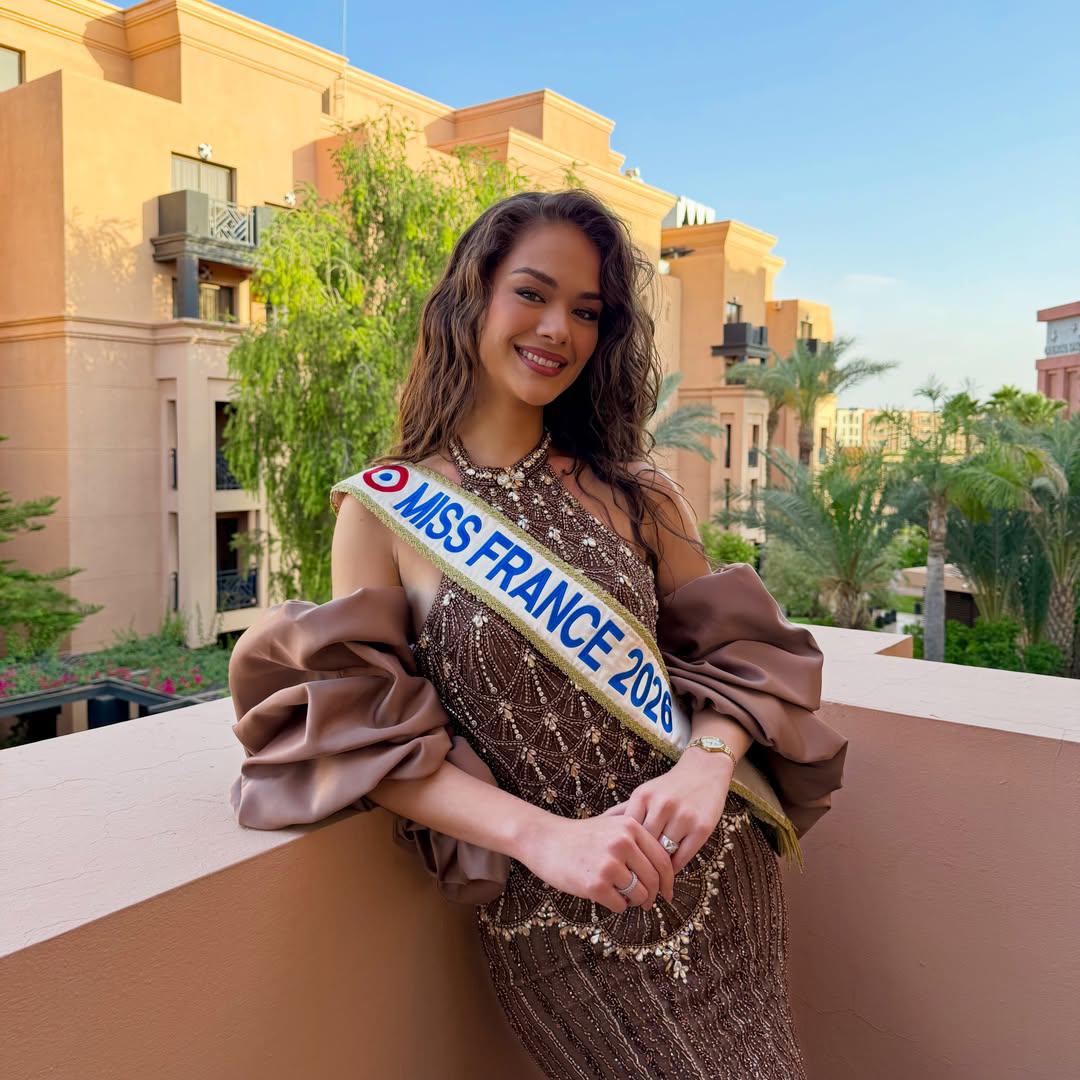 Francia anuncia que sale de la organización Miss Universo