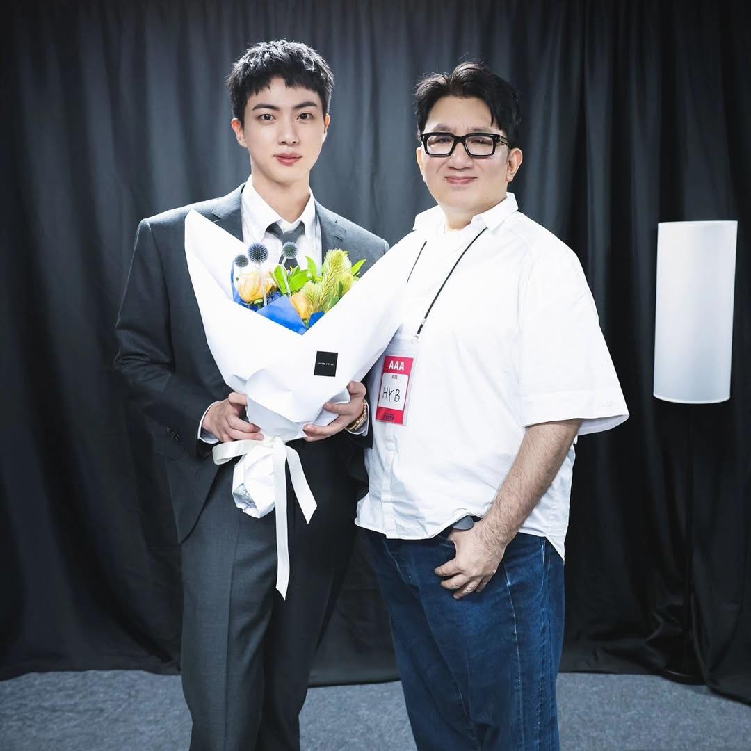 Fiscalía pide arresto del presidente de HYBE, la agencia detrás de BTS