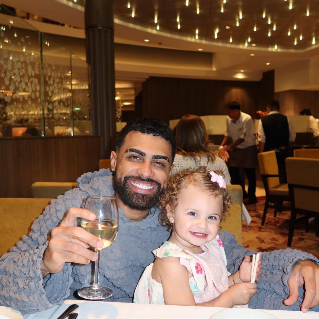 ¿Quién es Aiunii? la bebé que se hizo viral por bailar con su papá reguetonero