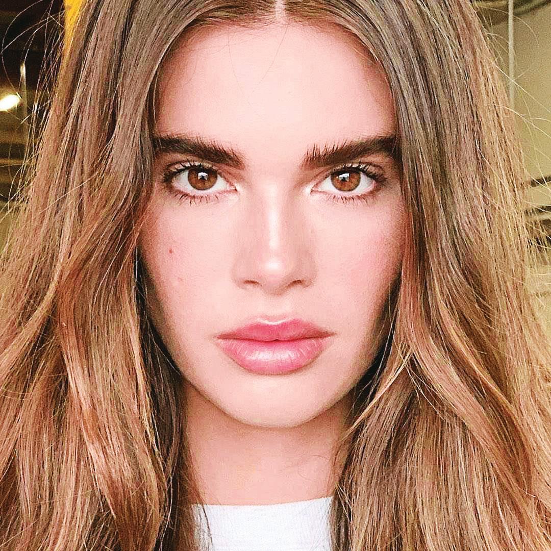 Maquillaje con todo el glamur otoñal