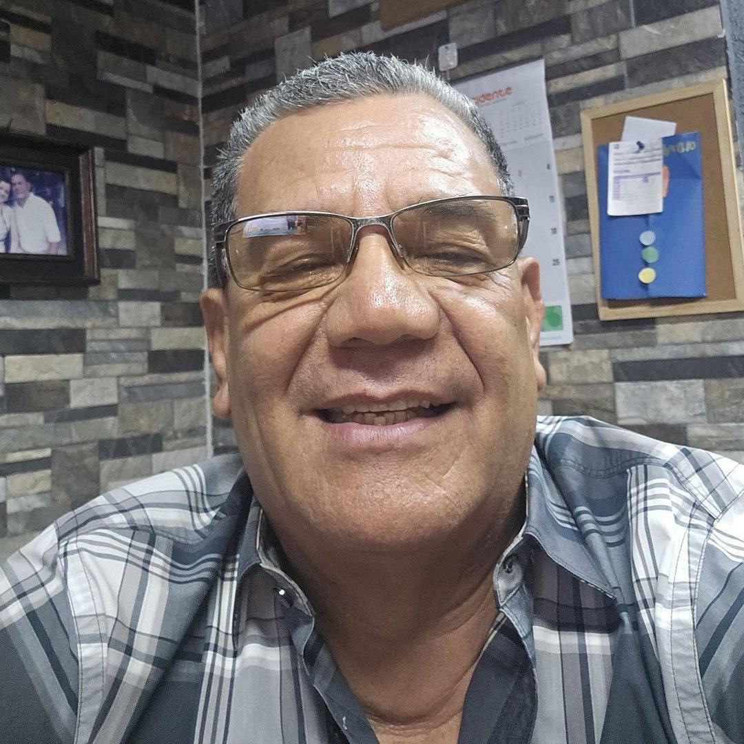 La última foto de don René, víctima de la banda de Los Doctores