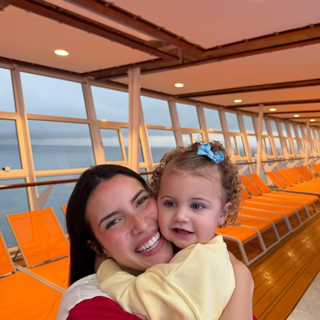 ¿Quién es Aiunii? la bebé que se hizo viral por bailar con su papá reguetonero