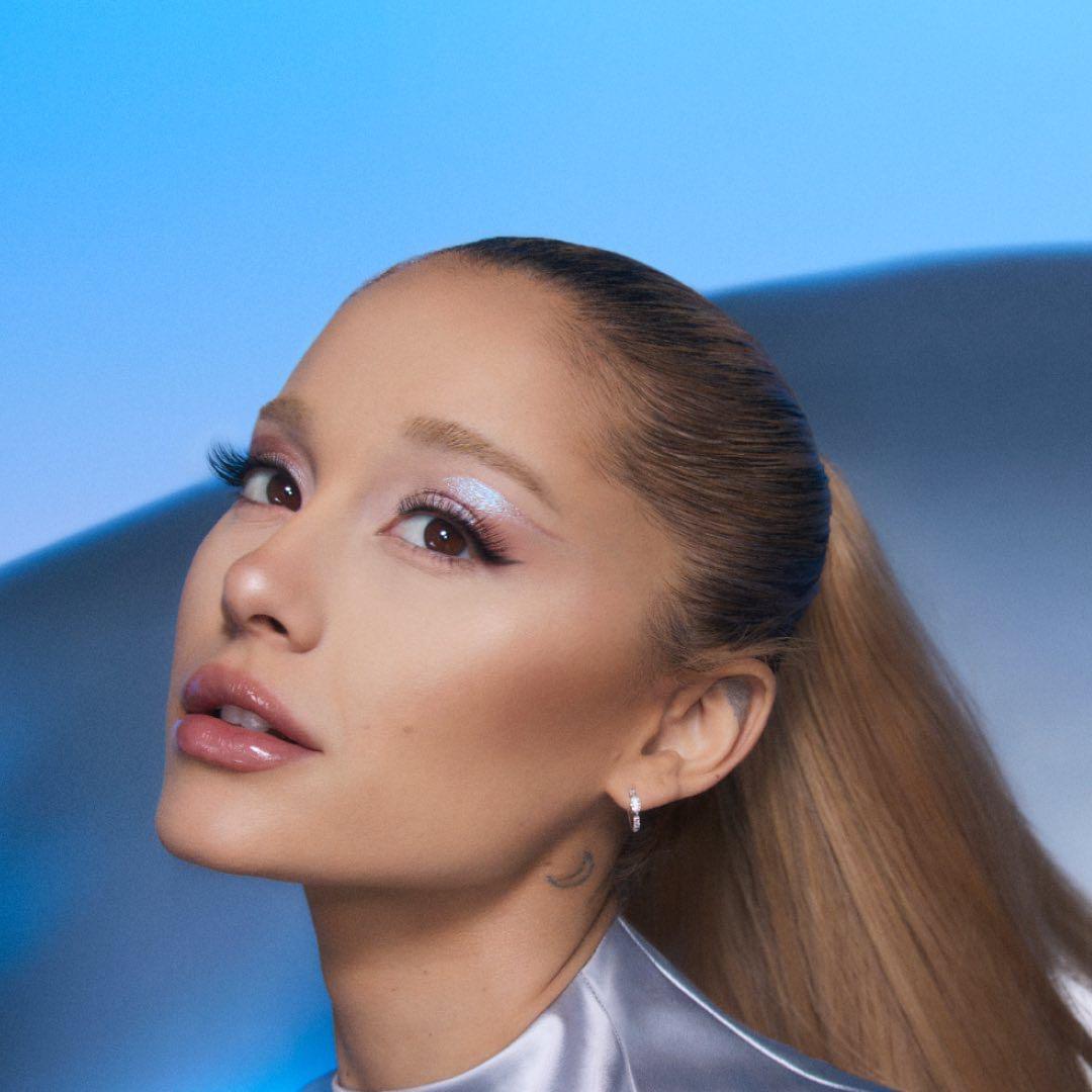 Ariana Grande anuncia que lanzará un nuevo disco en 2024