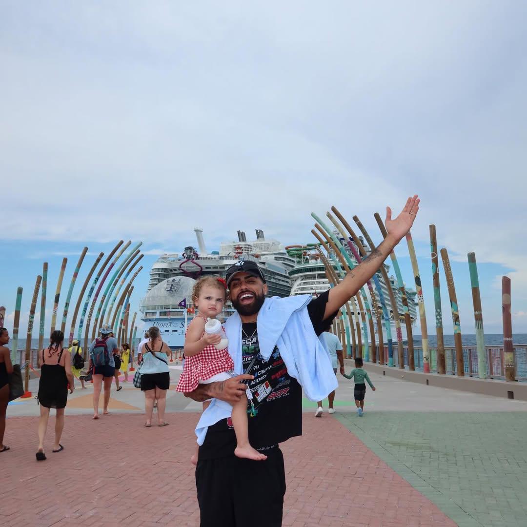 ¿Quién es Aiunii? la bebé que se hizo viral por bailar con su papá reguetonero