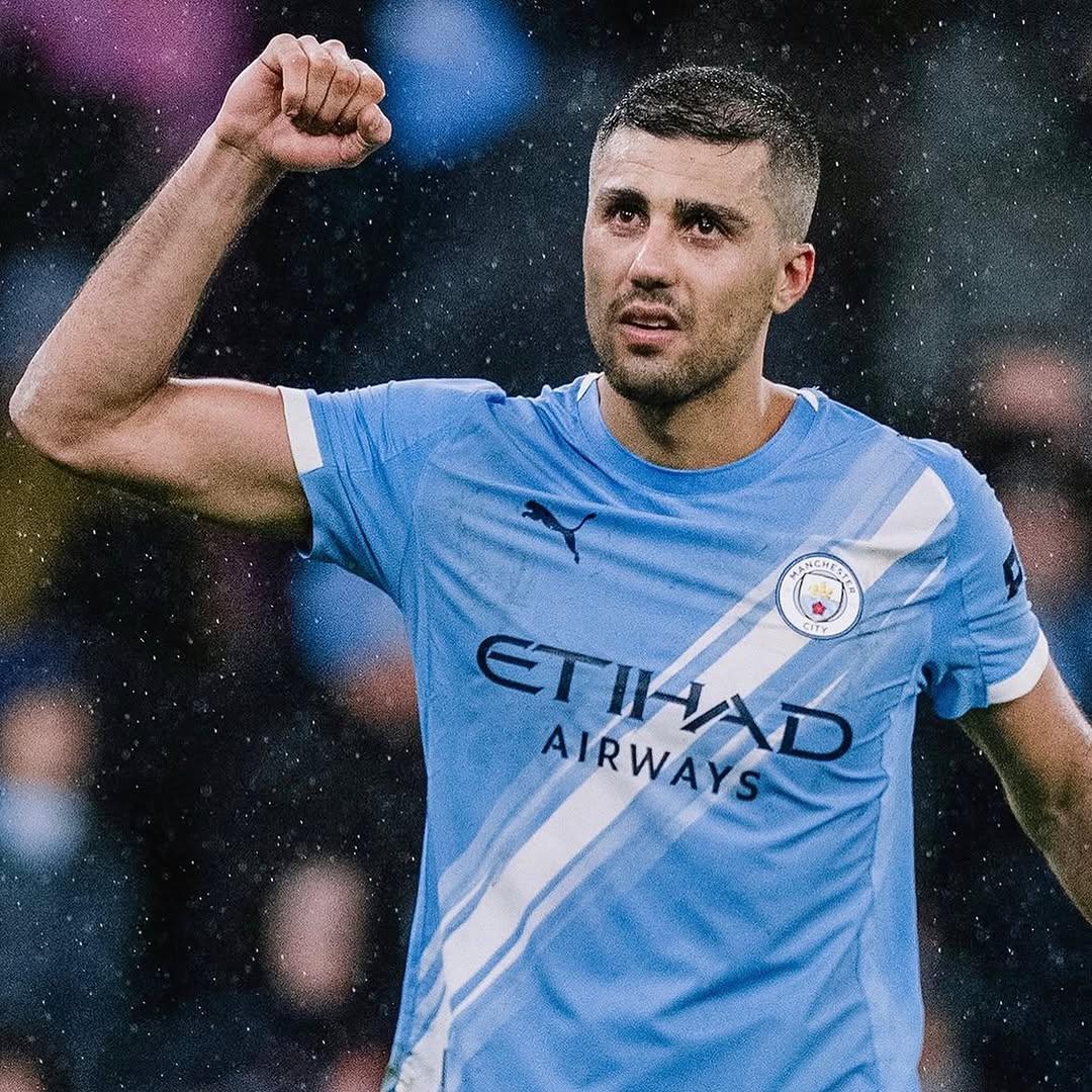 Real Madrid contacta a crack para ficharlo y traiciona a Vinicius: El brasileño no perdona