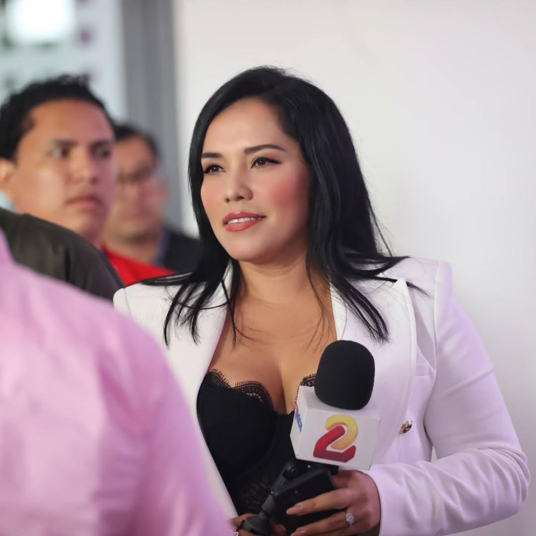 Así es la bella periodista que puso en su lugar al 'Fantasma' Figueroa