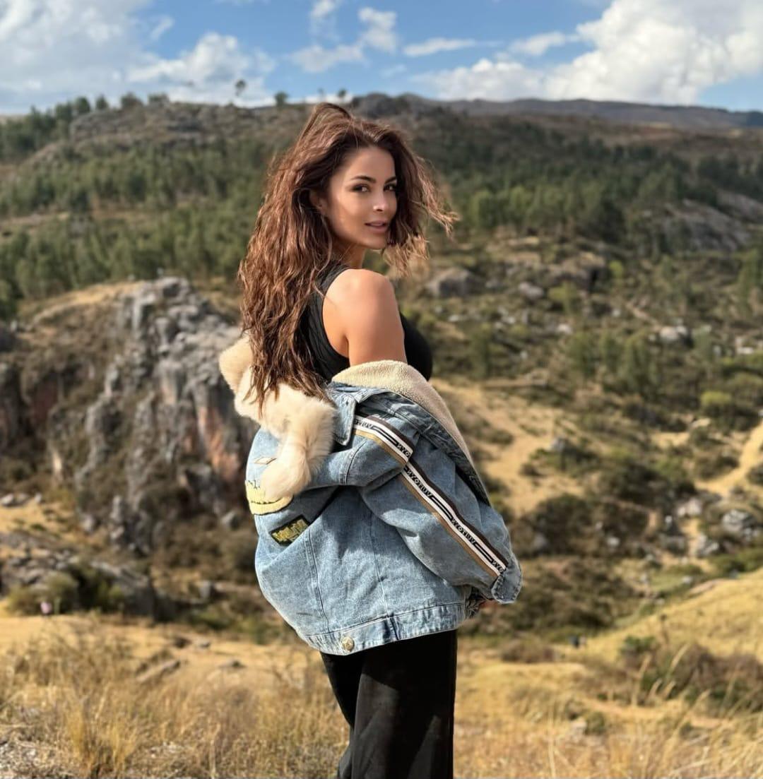 Reconocida candidata al Miss Universo en UCI tras accidente vehicular