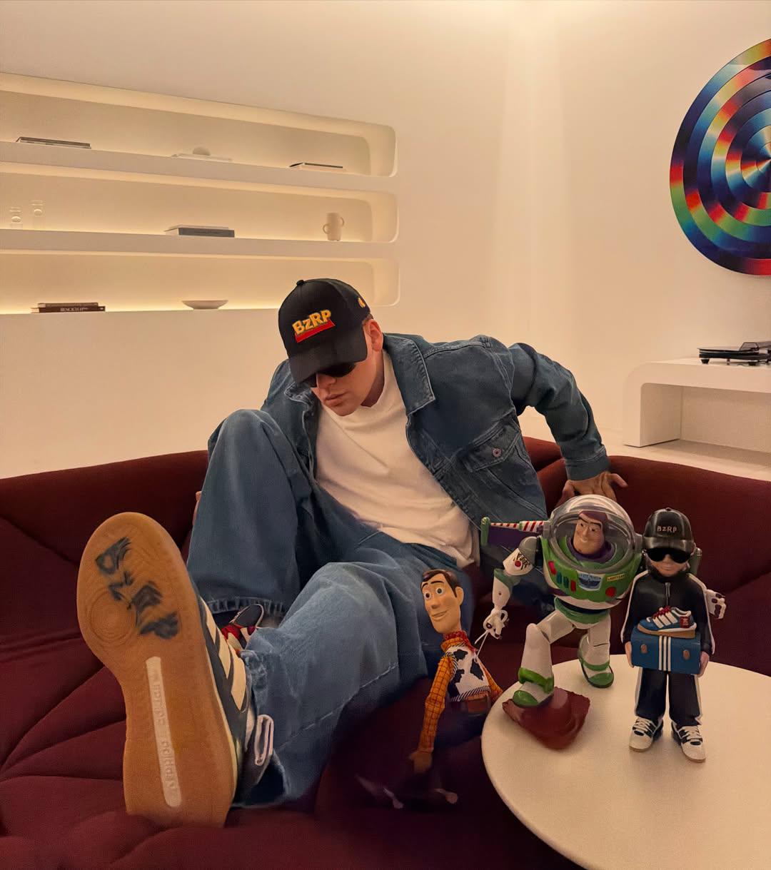 Disney y Pixar suman a Bizarrap al elenco de voces de ‘Toy Story 5’