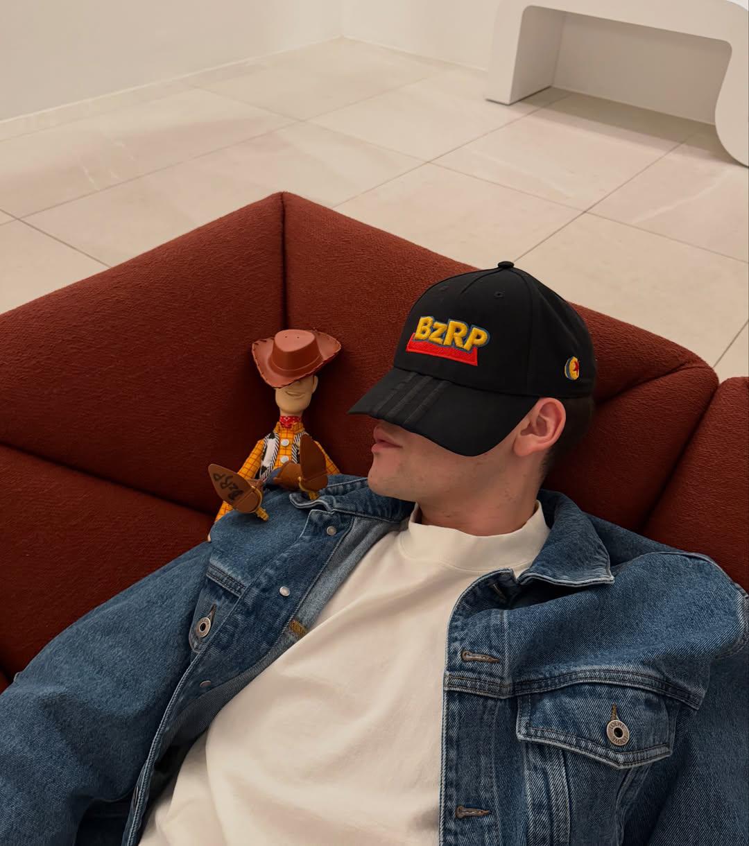 Disney y Pixar suman a Bizarrap al elenco de voces de ‘Toy Story 5’