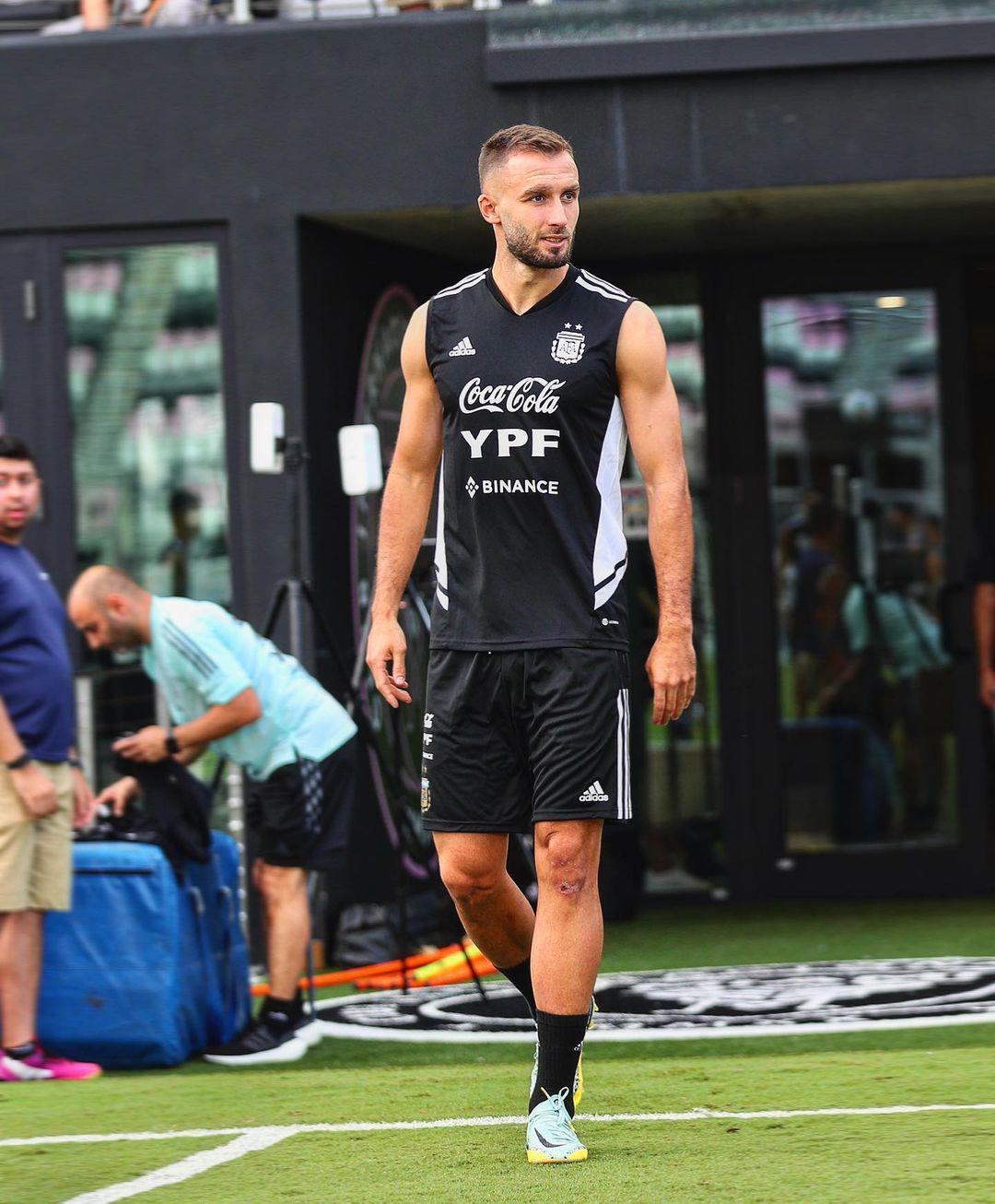 Sorpresas y cambios: Argentina anuncia los dorsales de los futbolistas para el Mundial