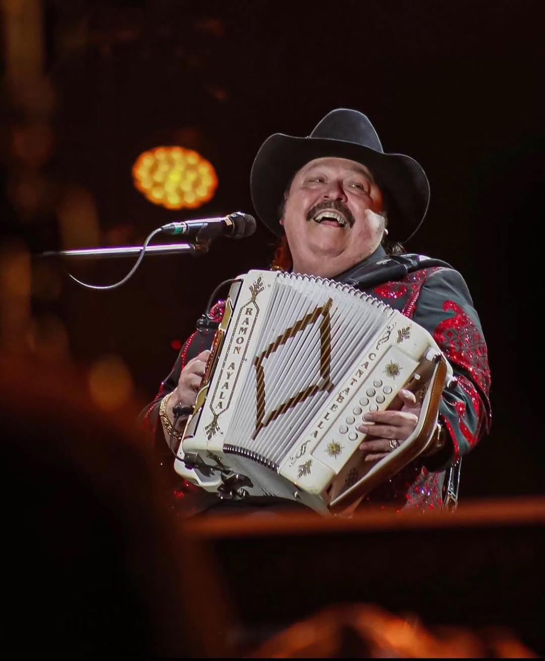 Exmúsicos denuncian presuntos abusos de Ramón Ayala Jr.