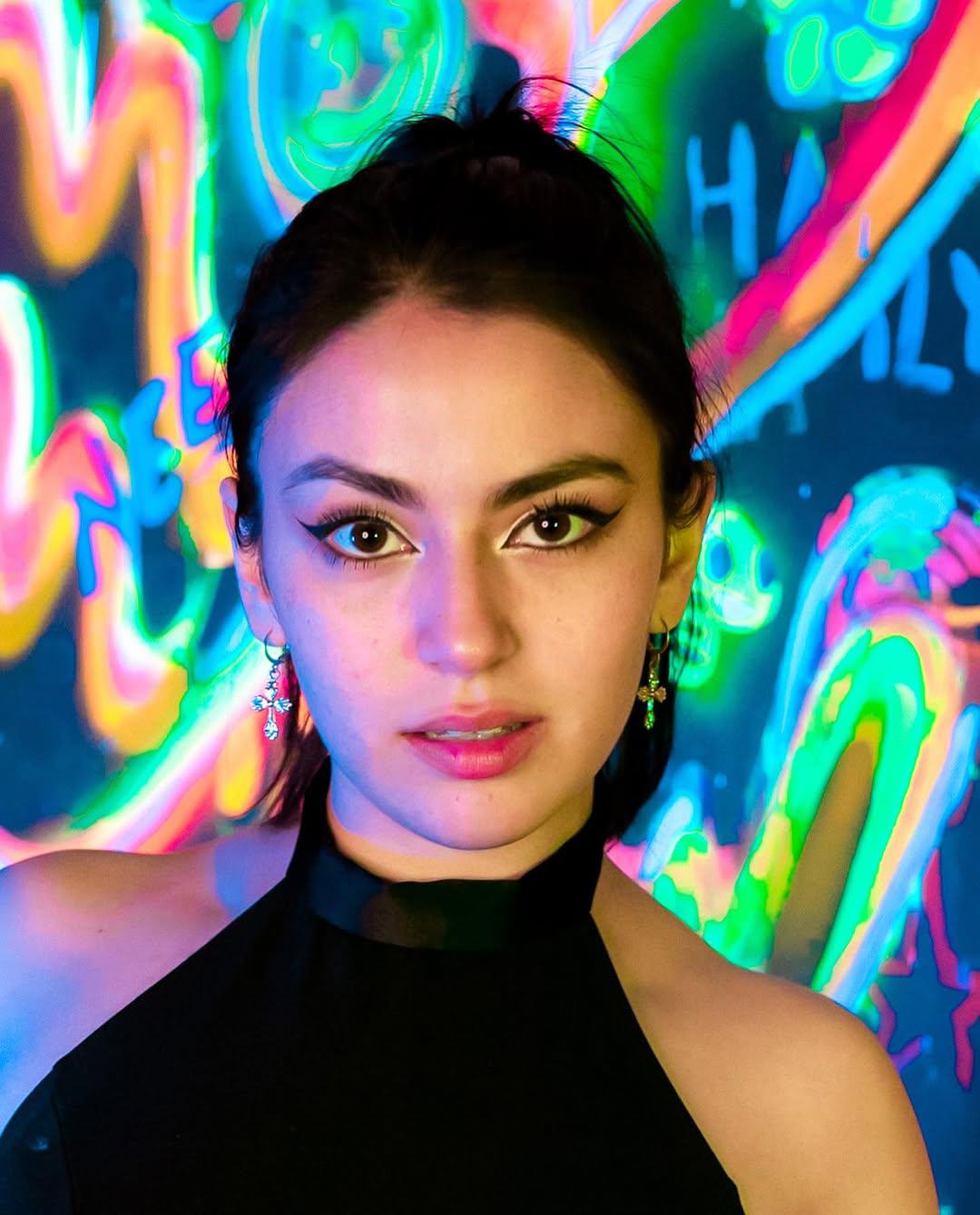 Desaparece influencer Marián Izaguirre y emiten Alerta Amber