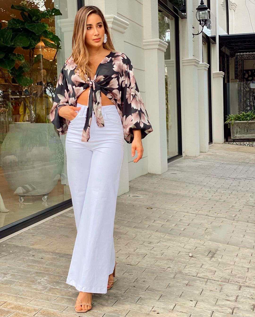 Tips para combinar un pantalón blanco