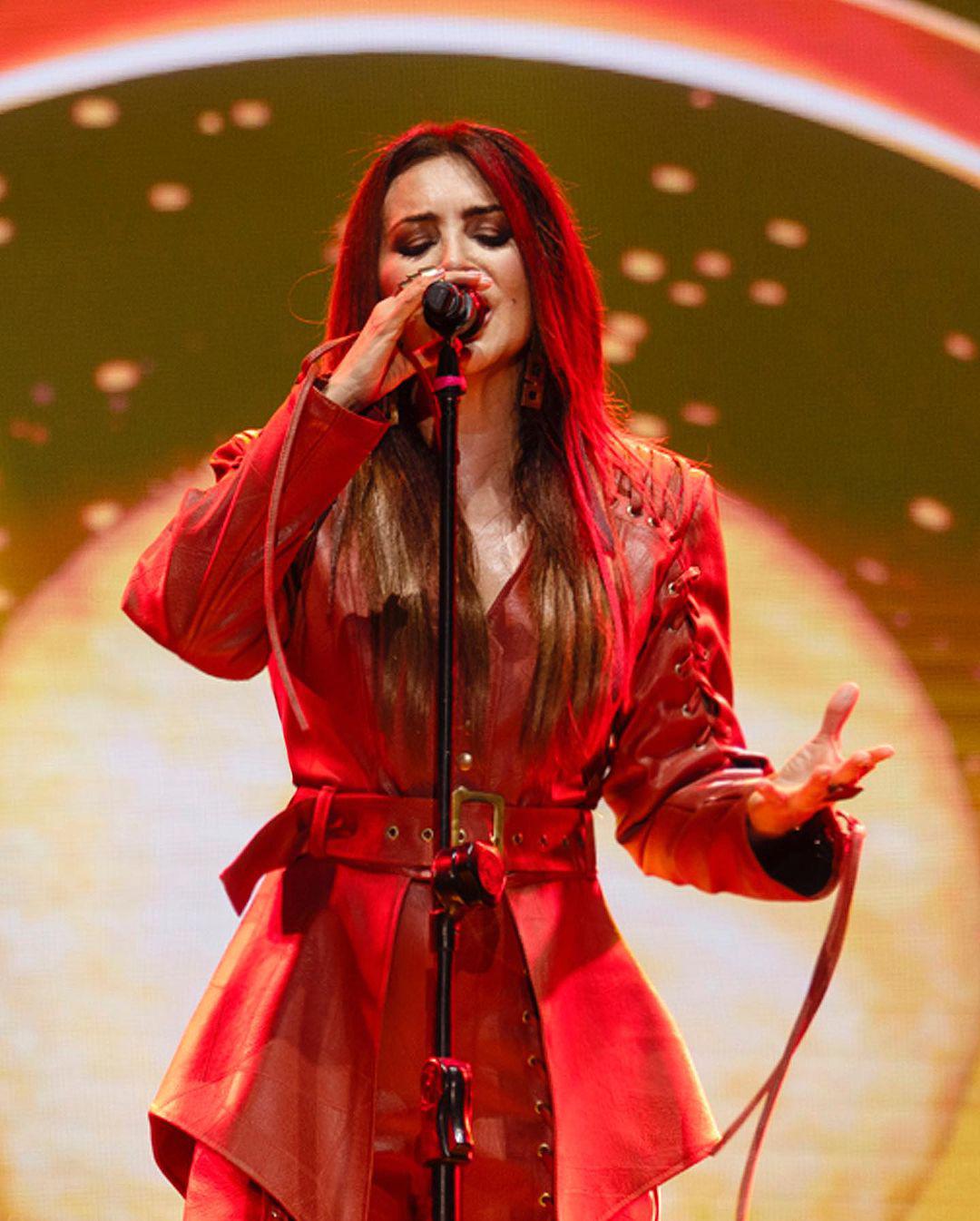 Myriam Hernández, “invencible” y fiel a su estilo con nuevo álbum y gira