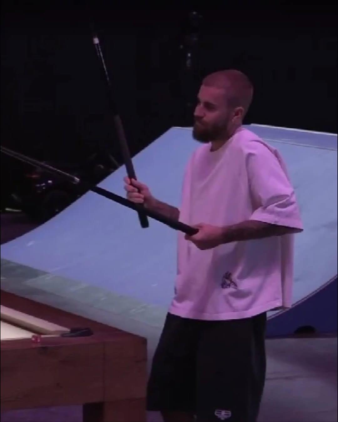 Justin Bieber debuta en Twitch y promete transmisiones diarias