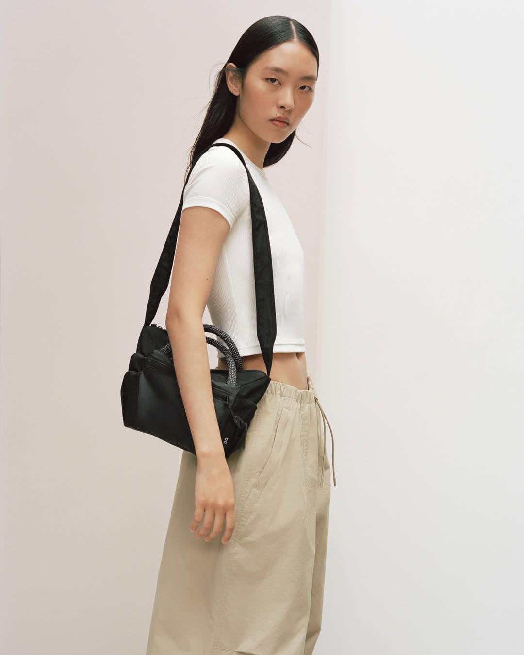 Zendaya lanza su primera colección de moda deportiva