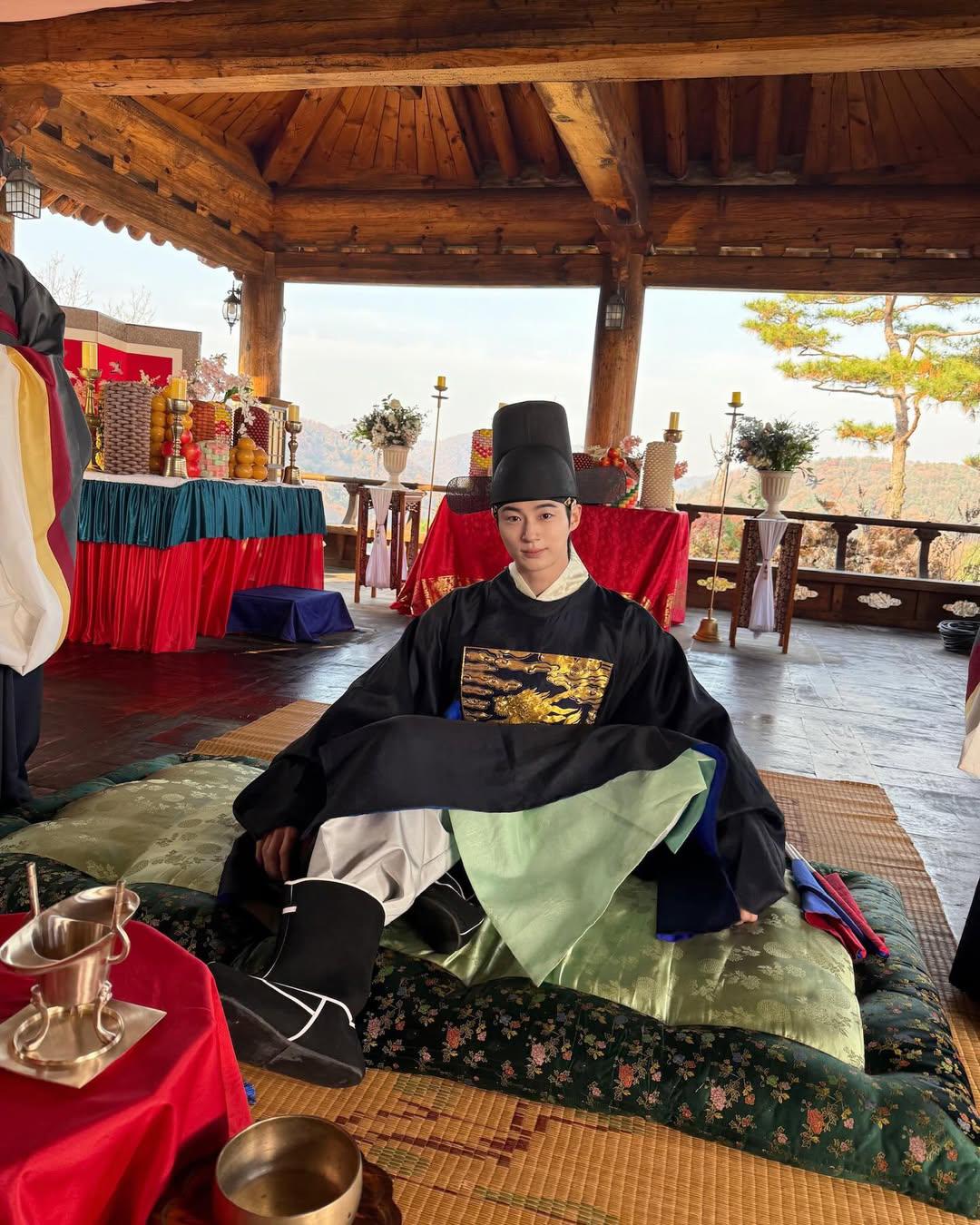 Byeon Woo Seok se disculpa por polémica de “La Corona Perfecta”