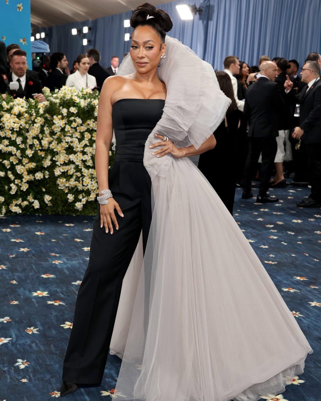 Las estrellas brillan en la alfombra azul de la Met Gala 2025