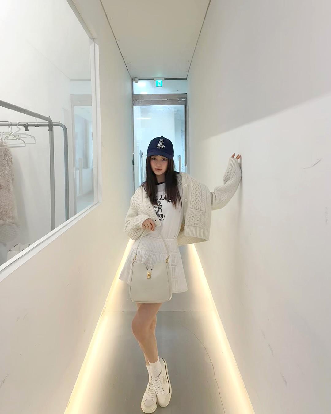 ADOR rescinde contrato de Danielle y anuncia acciones legales contra ella