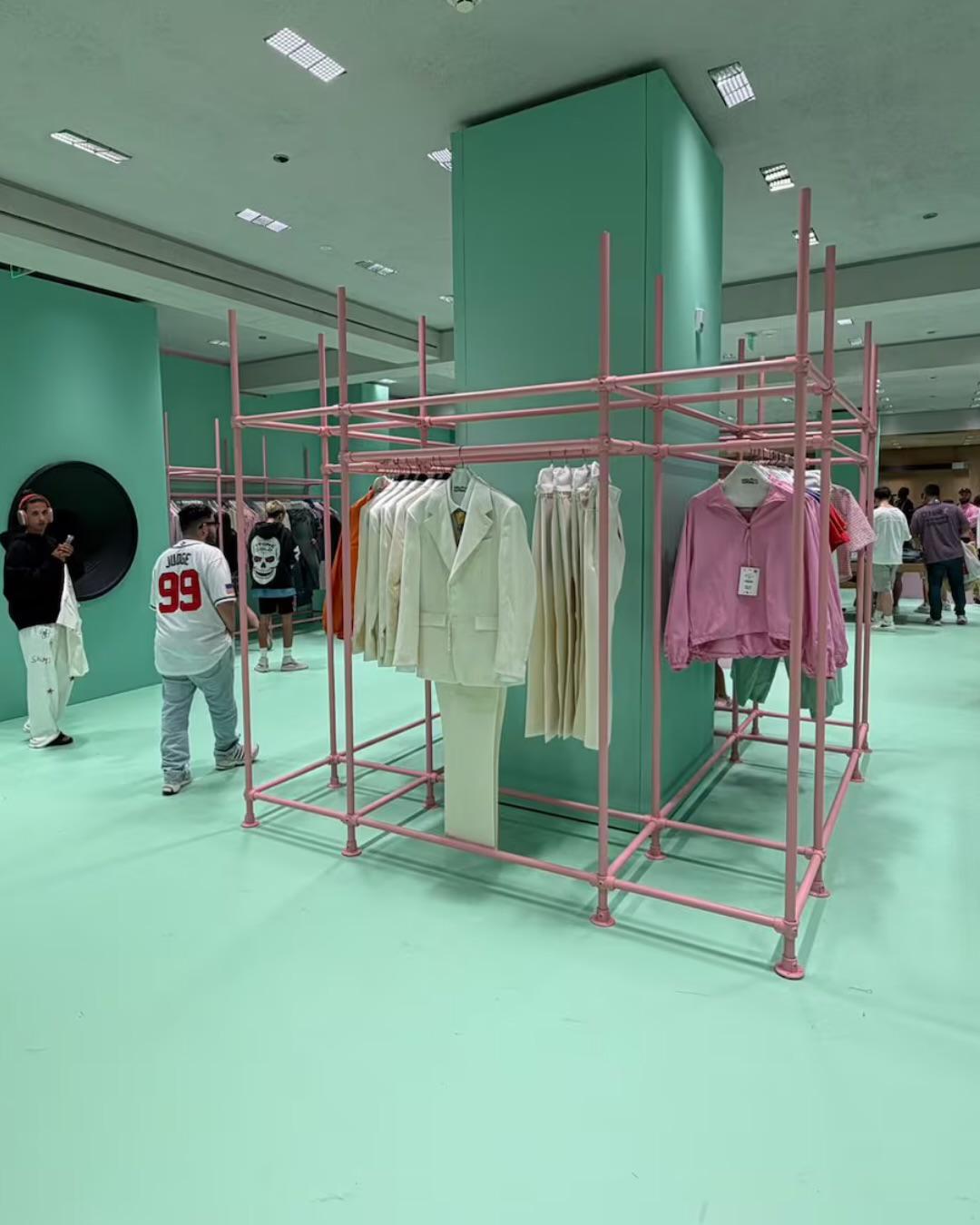 FOTOS: Así es la colección de Bad Bunny y Zara