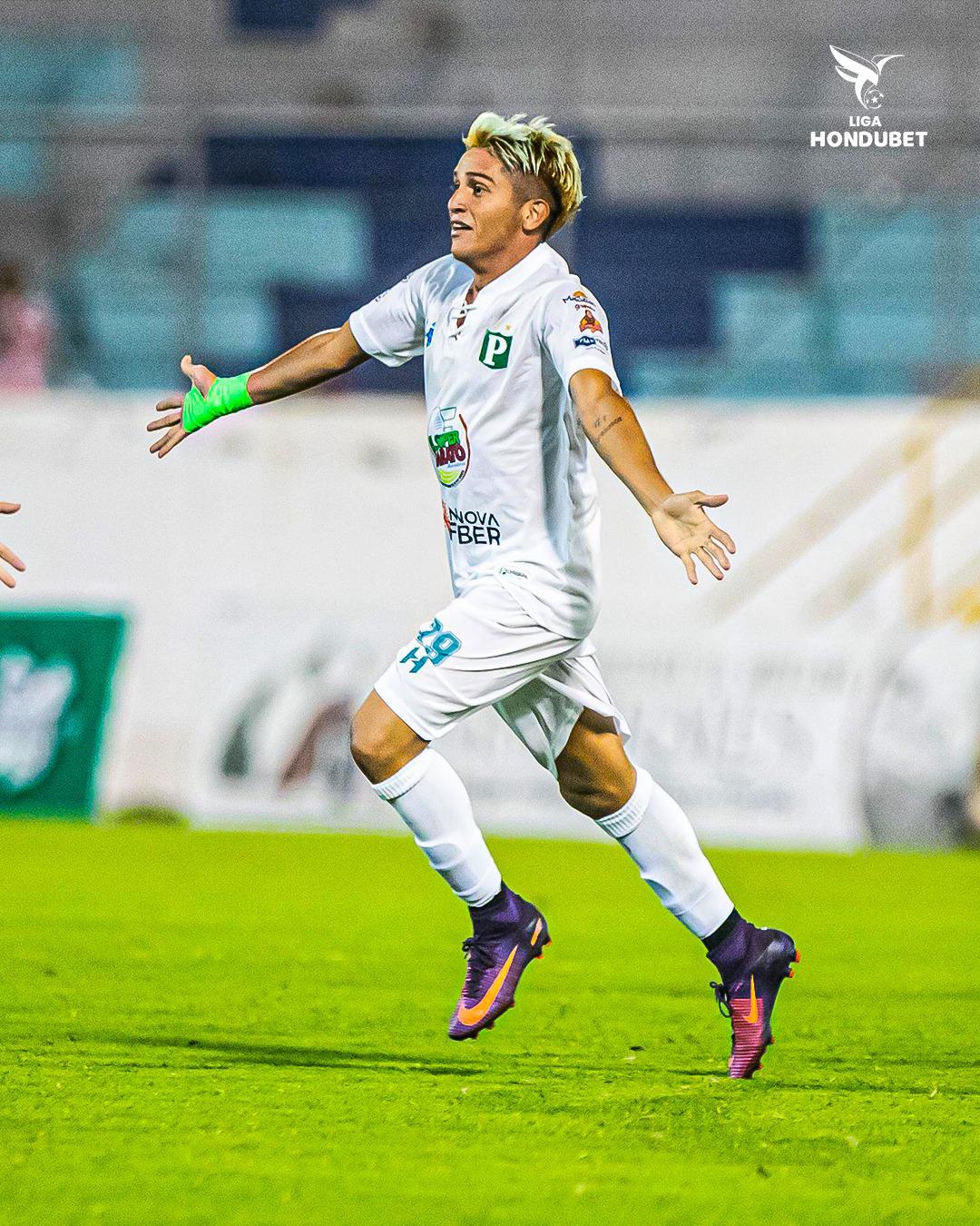 Olimpia alista 'bomba', pelea por fichar a Moya y nueva ofensiva de Alajuelense