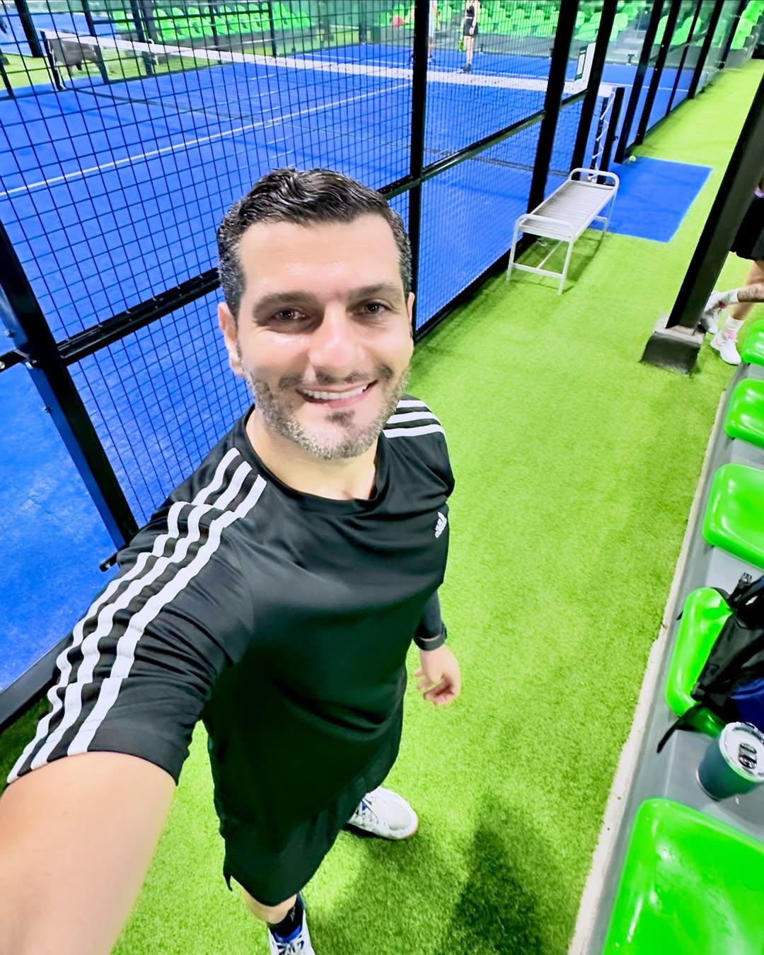 Samy Mustaklem sufre accidente de pádel y termina en emergencia