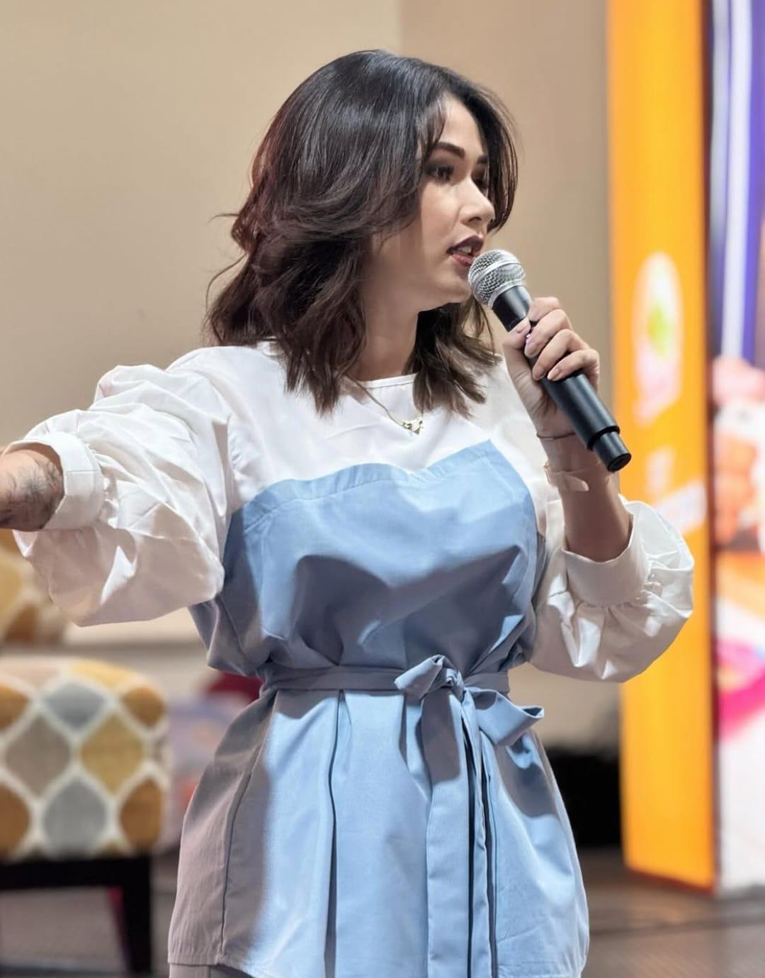 Jennifer Aplícano brilla con nominación a premio internacional