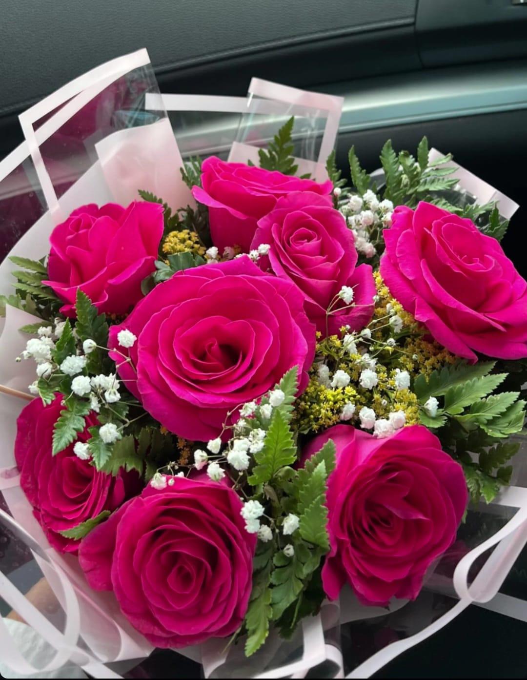 Yeimi Licona, prometida de Shin Fujiyama, recibe su título universitario