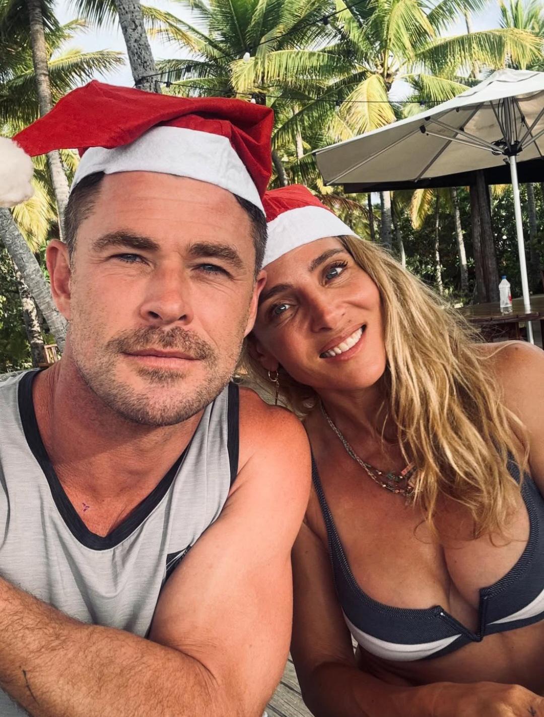 Desde Karol G hasta Justin Bieber, así celebran Navidad los famosos
