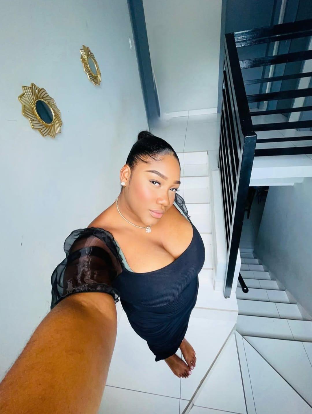 La More afirma que su relación está bien y que todo fue puro marketing