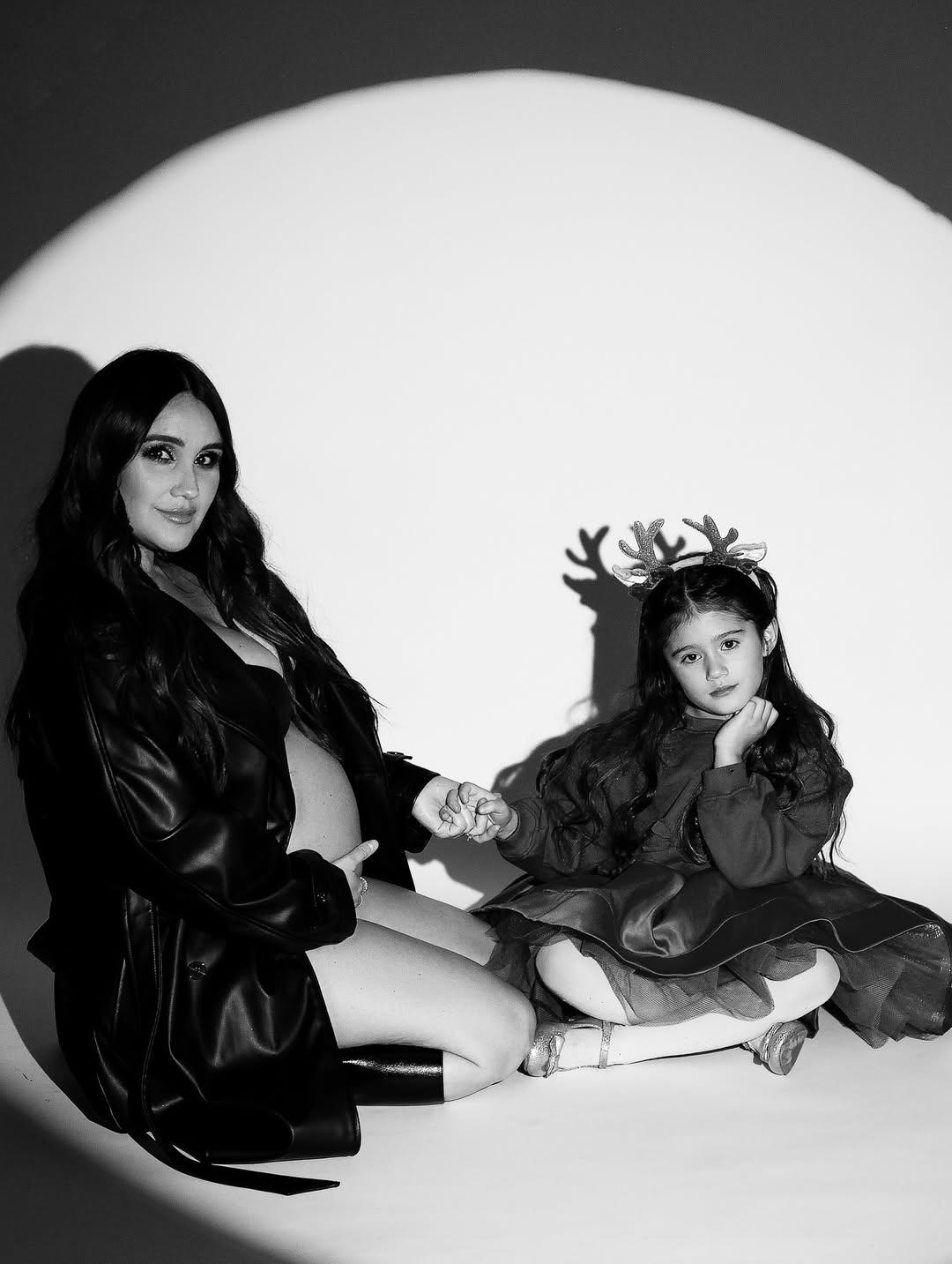 Dulce María vuelve a ser madre a los 40 años: pensaba que ya tenía cerrada la fábrica