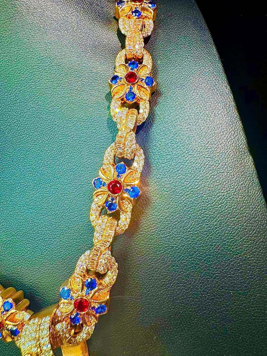 Lamine Yamal recibe un regalo de más de 10 millones de lempiras de El Alfa