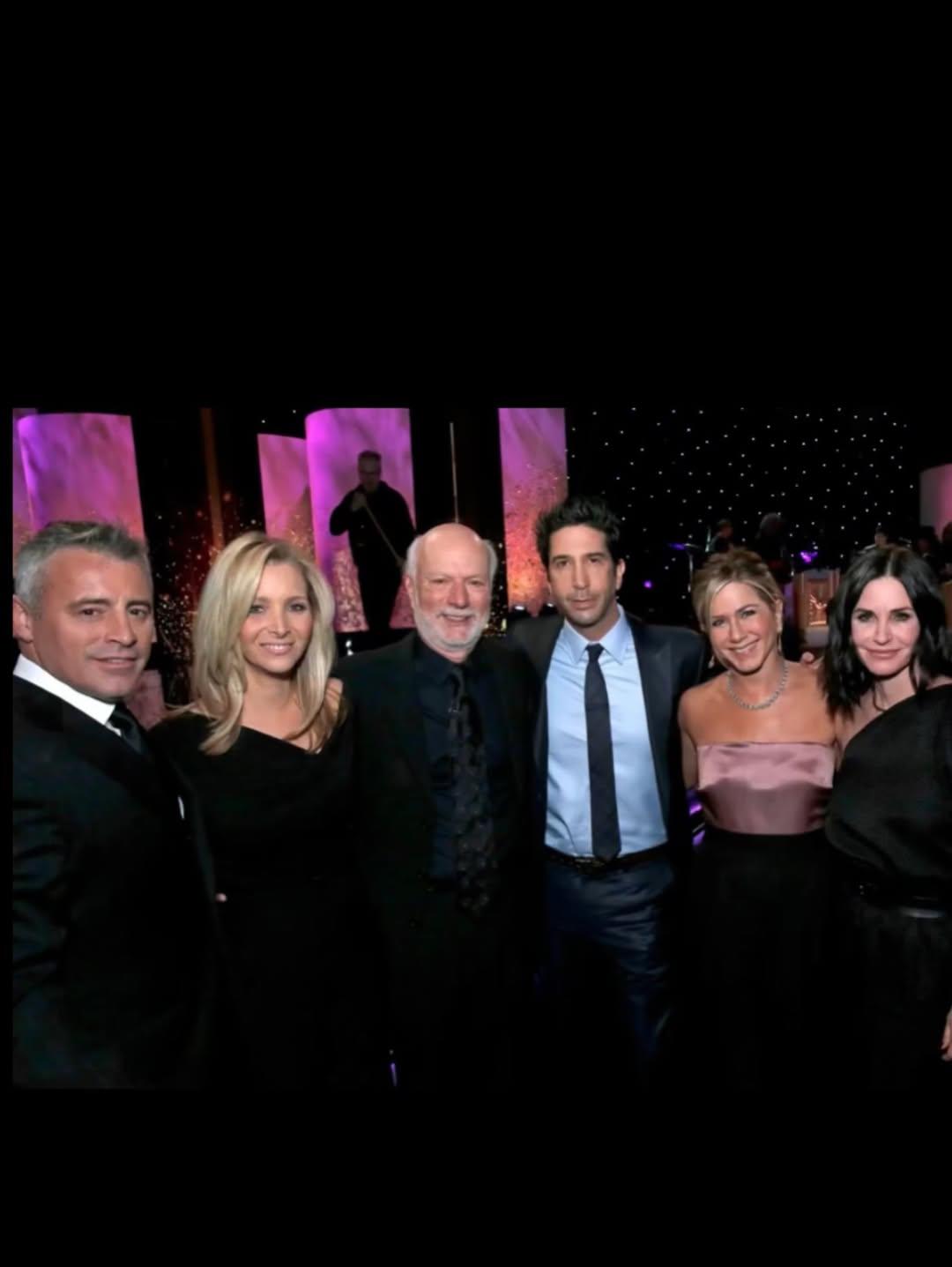 Muere James Burrows, el director que marcó la historia de Friends
