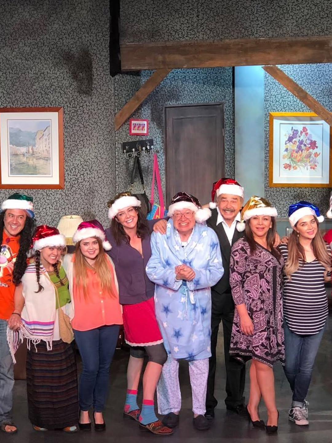 Colegas y amigos despiden al actor Eduardo Manzano