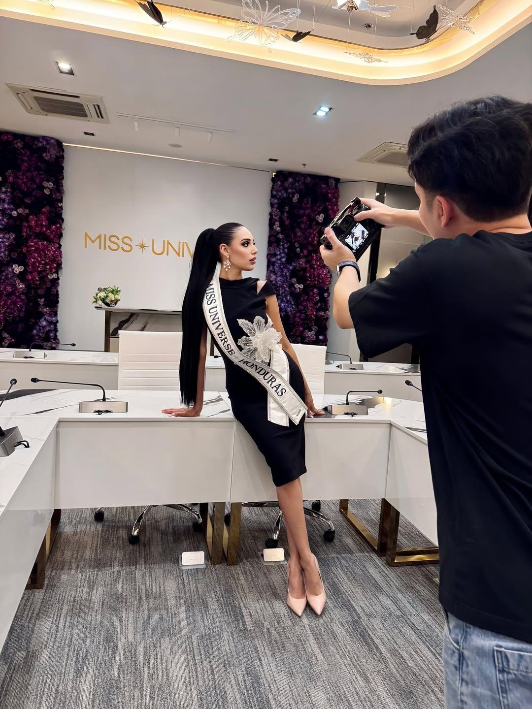 Alejandra Fuentes: “Calentando motores... el universo espera”​​​​​