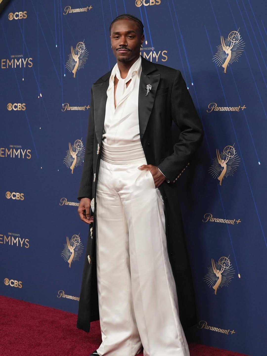 Moda y política brillan en la alfombra roja de los Emmy 2025