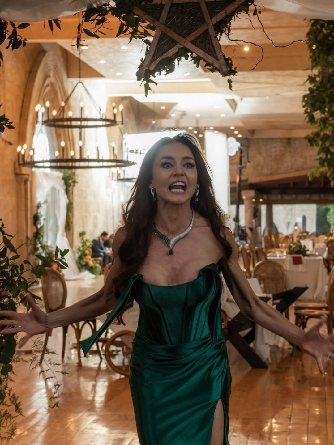 Angelique Boyer gana Récord Guinness con su nuevo personaje Doménica Montero