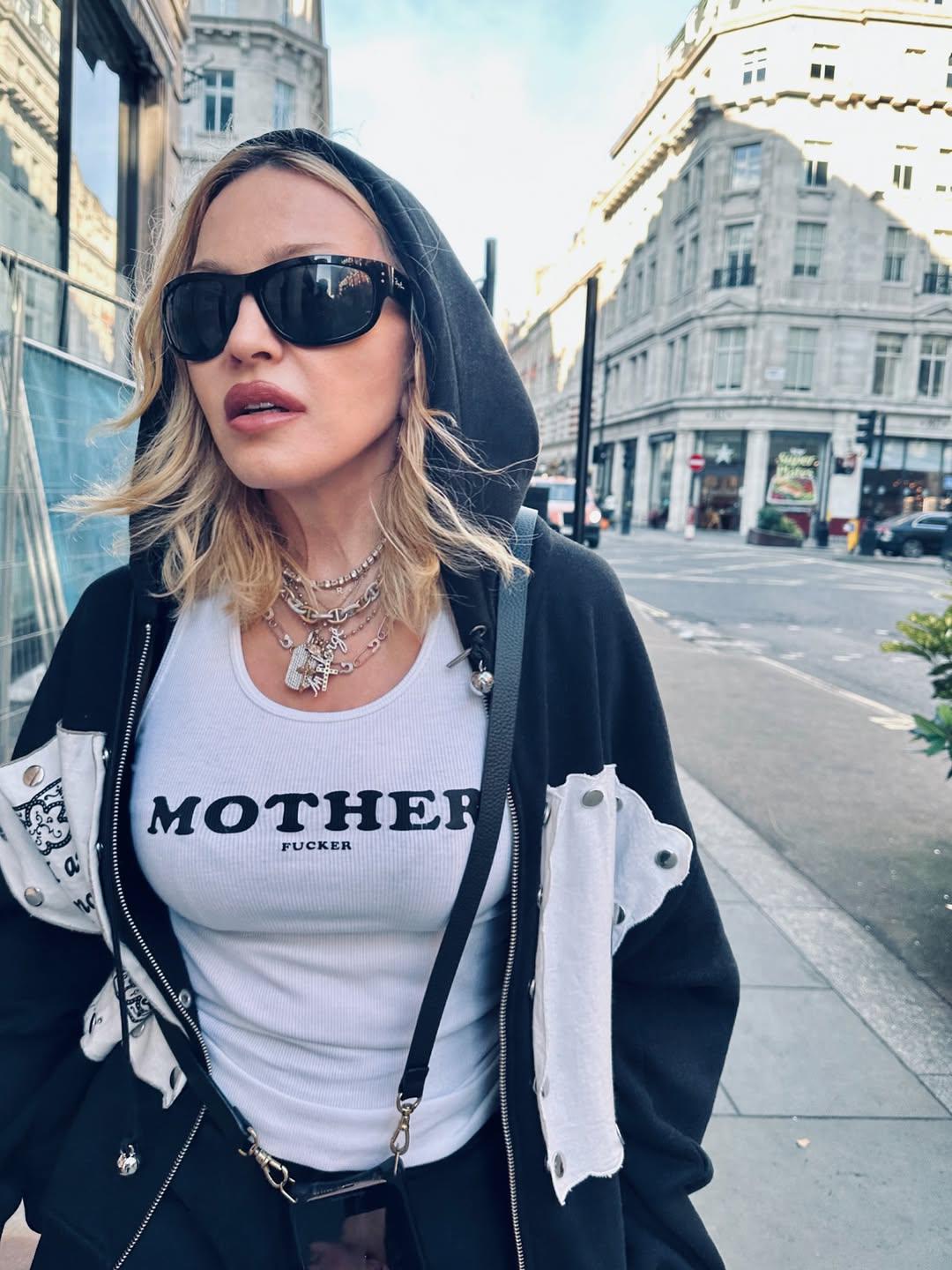 Madonna pide ayuda para salvar a niños de Gaza de la hambruna