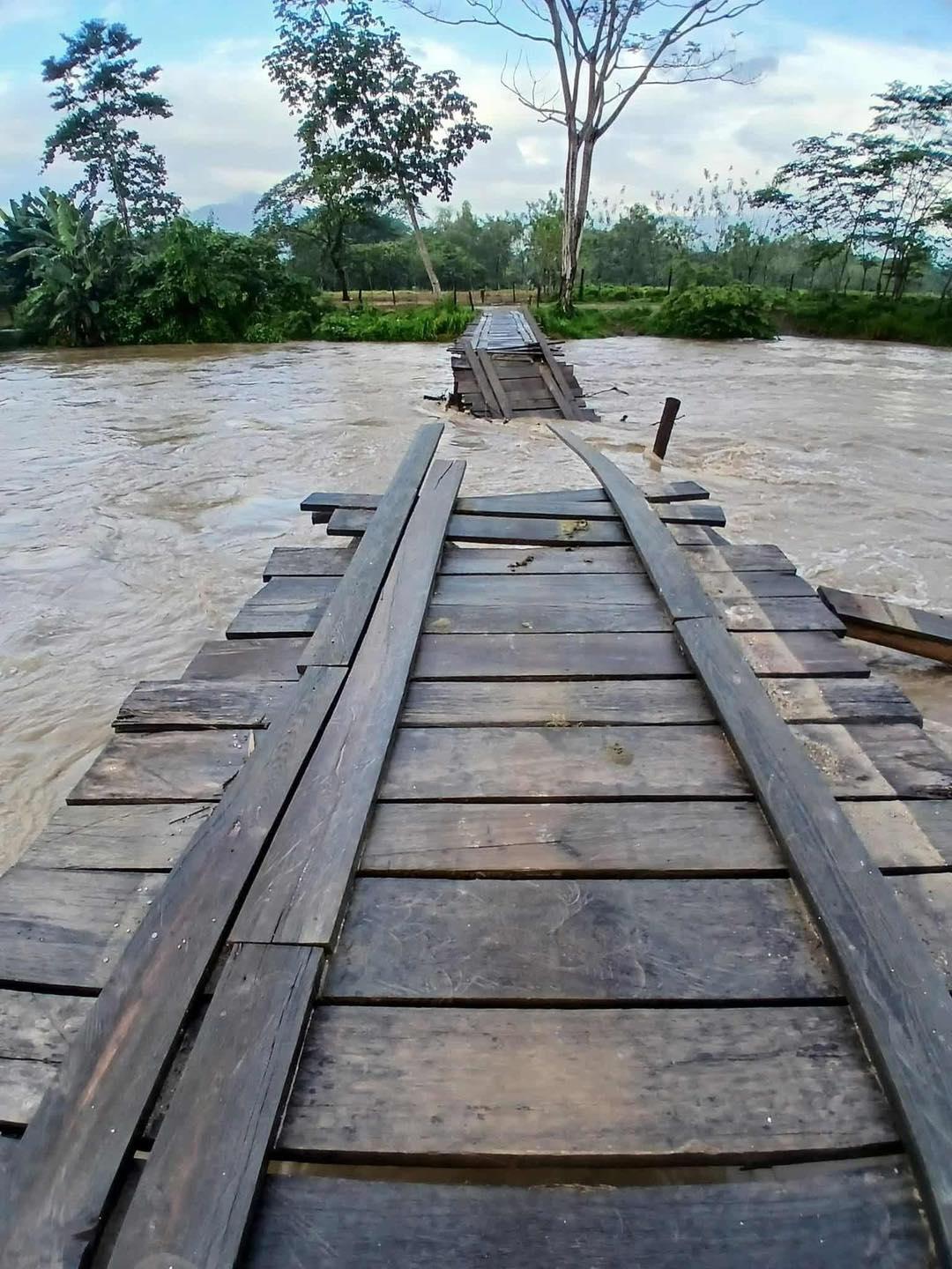 Lluvias intensas golpean el litoral Atlántico y obligan a evacuaciones