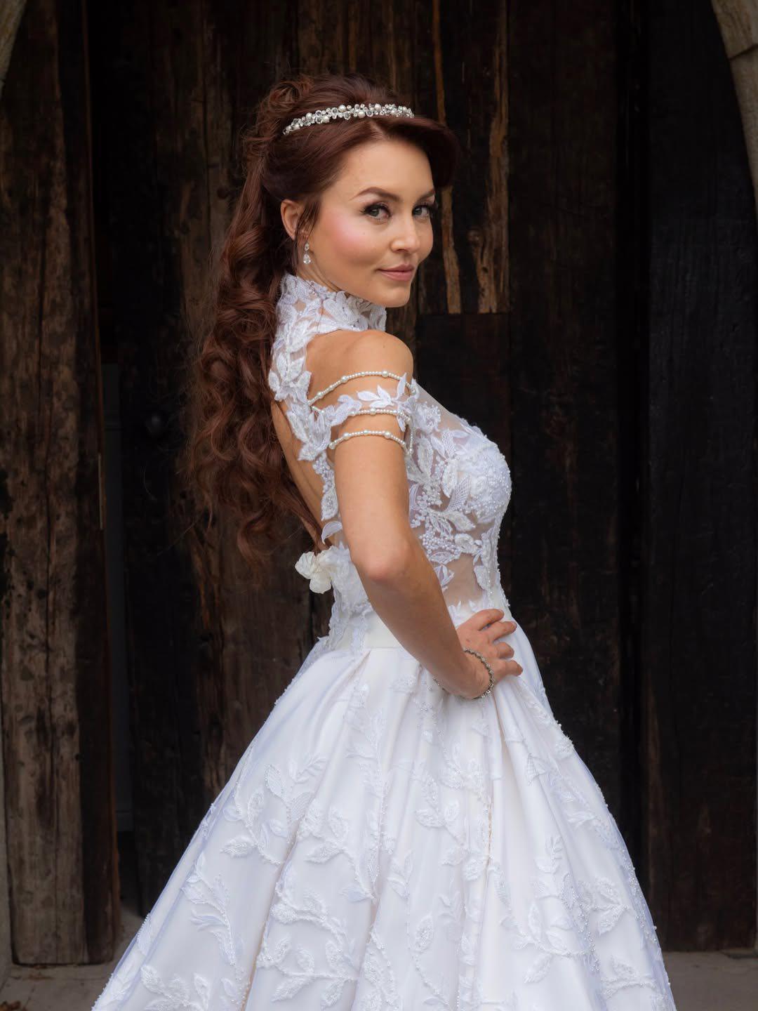 Angelique Boyer gana Récord Guinness con su nuevo personaje Doménica Montero