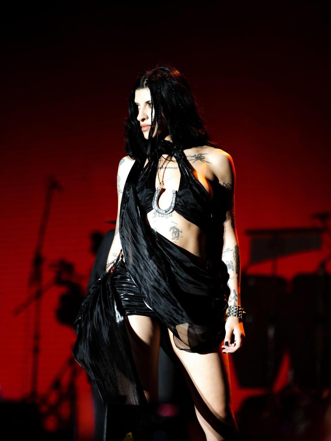 Rauw, Tainy y Jhayco publican disculpa tras furia de Cazzu