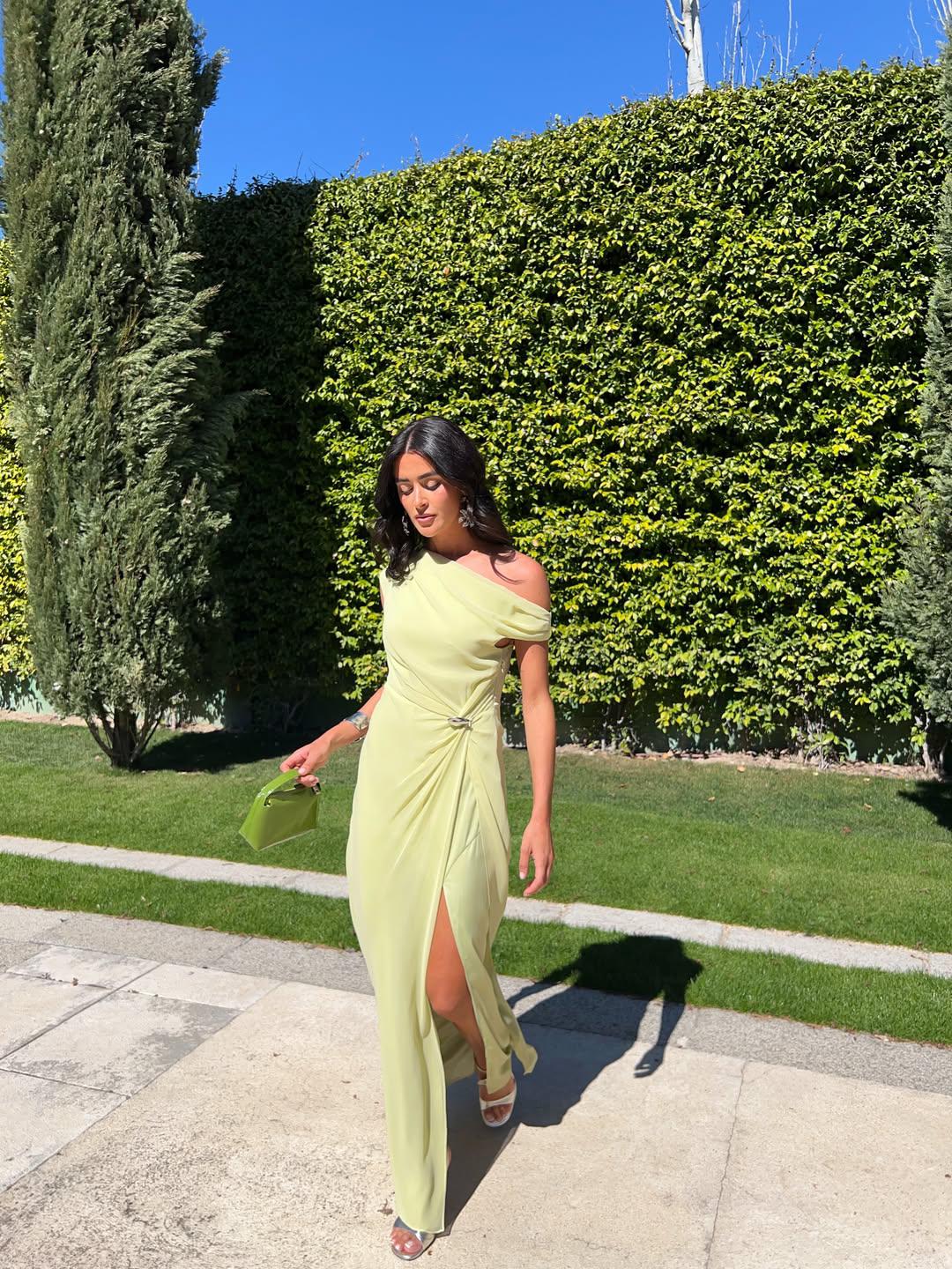 Cómo elegir el vestido de invitada perfecto sin perder estilo y personalidad