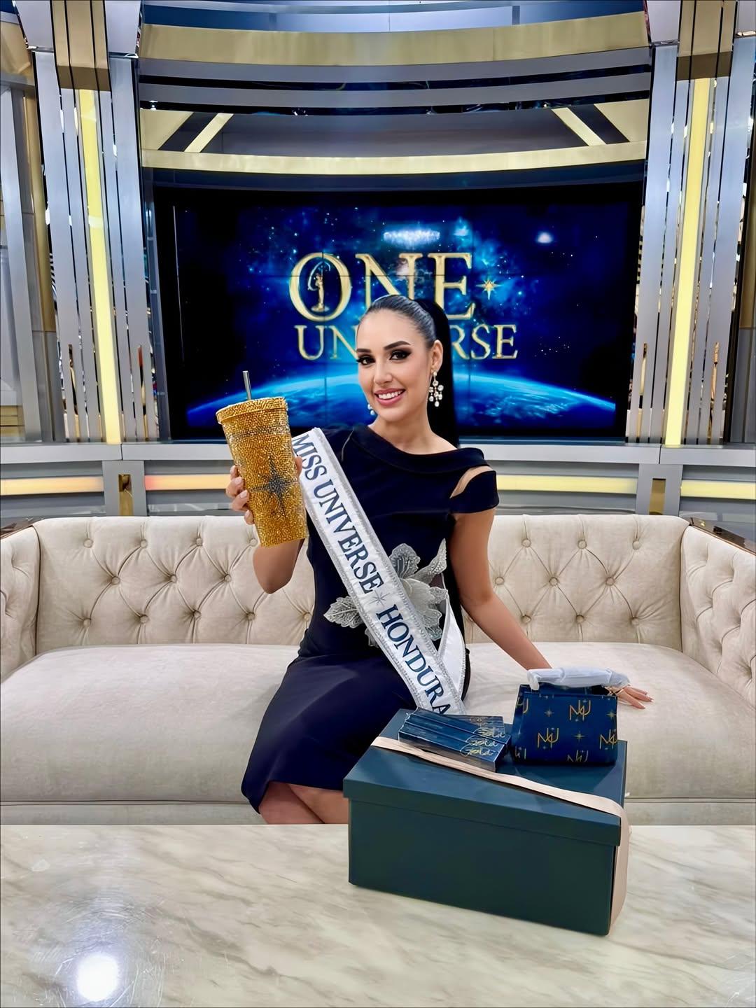 Alejandra Fuentes: “Calentando motores... el universo espera”​​​​​