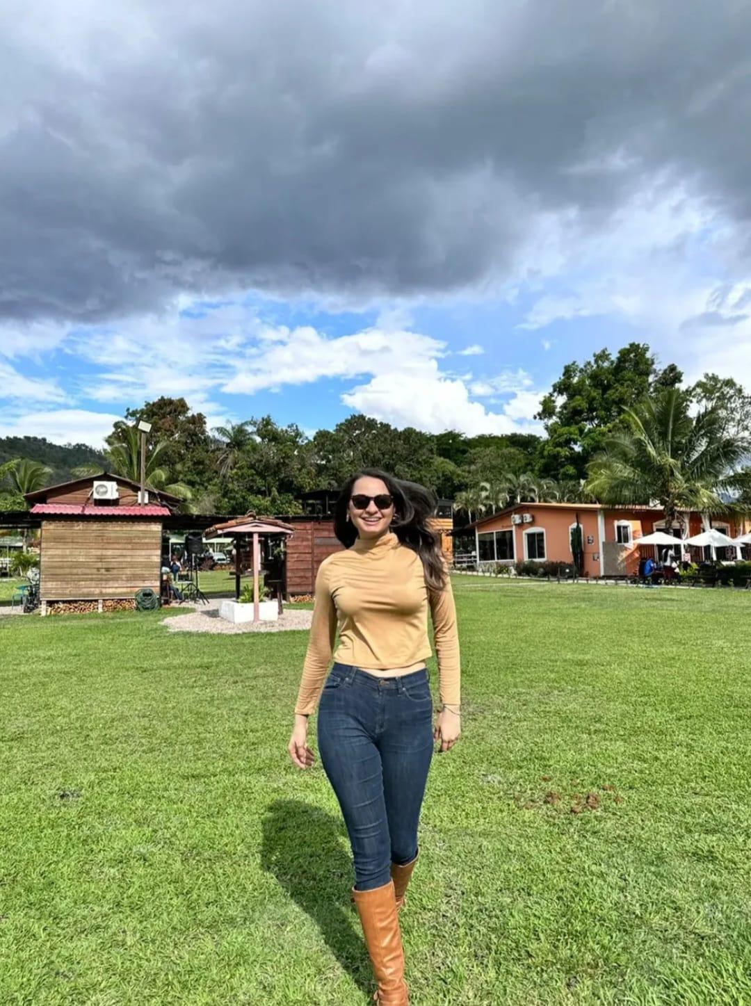 Periodista hondureña sufre accidente: La historia sería otra