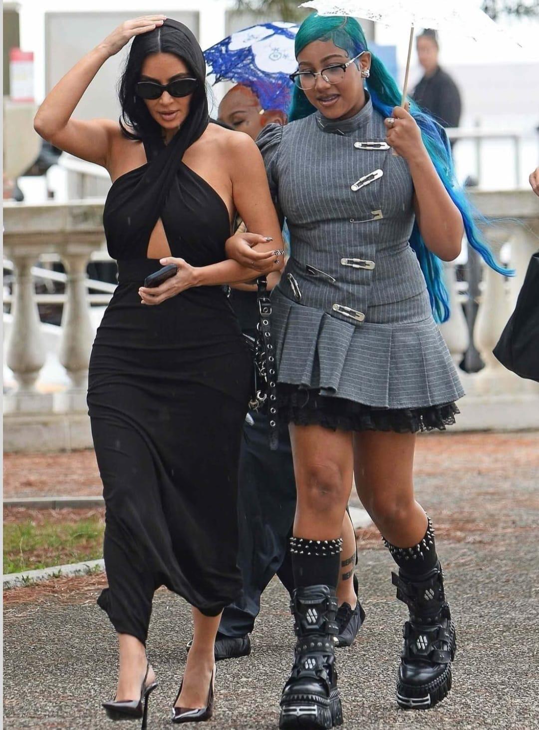 ¿Nuevo look? North West, hija de Kim Kardashian, se tatúa el rostro